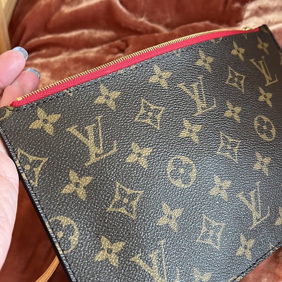 Louis Vuitton Monogram Neverful accessory pouch - Picture 6 of 6